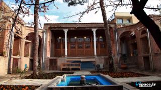 نمای محوطه هتل سنتی خانه بهروزی قزوین